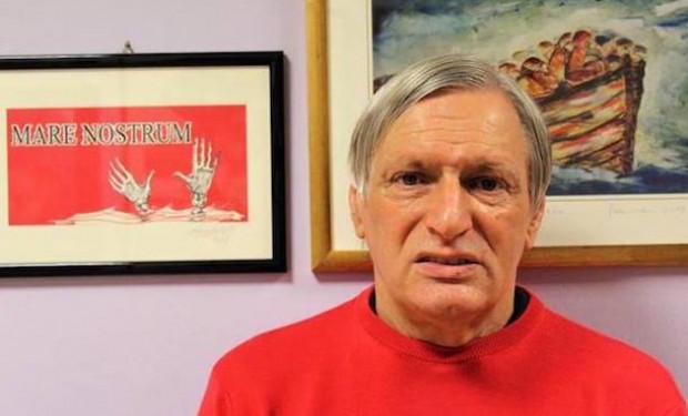 Don Ciotti illustra la campagna di Libera per i migranti