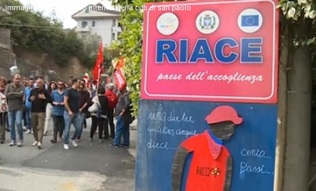 La Comunità di base di San Paolo con Mimmo Lucano