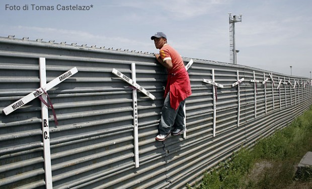 La carovana dei migranti raggiunge le porte degli USA. I vescovi a Trump: “Garantire protezione a bambini e famiglie vulnerabili”