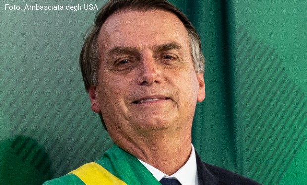 Comincia l'era Bolsonaro. Ed è già guerra   