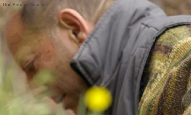 Don Antonio Maione e la sua comunità per la rinascita di Riace