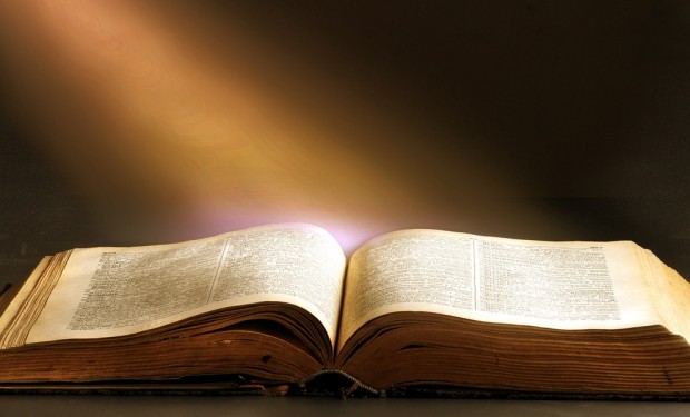 Una Bibbia accessibile anche ai disabili: una iniziativa della diocesi di Tolosa