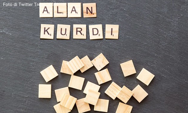 Nave Alan Kurdi ancora in mare. Si moltiplicano accuse e appelli
