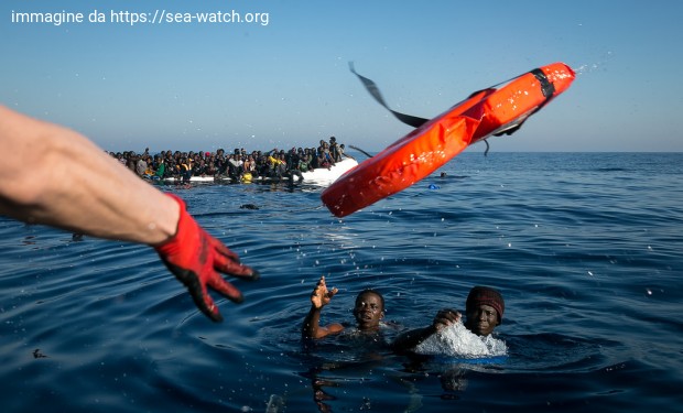 La preghiera di papa Francesco per Carola Rackete e Tommaso Stella, i «fuorilegge» del Mediterraneo