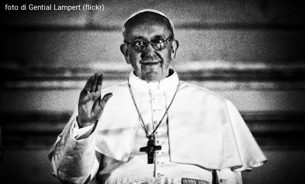 Papa Francesco all’Angelus: la tratta, «una vera piaga!»