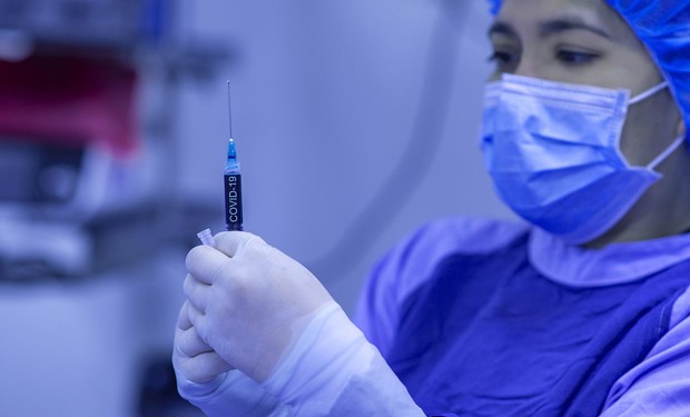 Asgi: in piena pandemia, porte in faccia al personale sanitario straniero