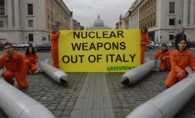 L'Italia aderisca al Trattato per il bando delle armi nucleari: un appello al Parlamento