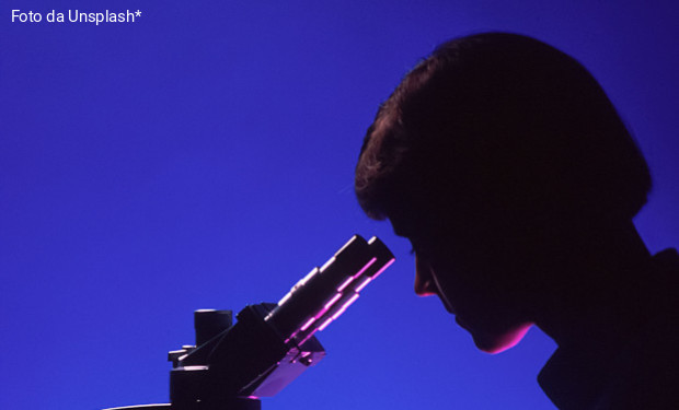 Lo sguardo della scienza: dal riduzionismo fisico alla complessità