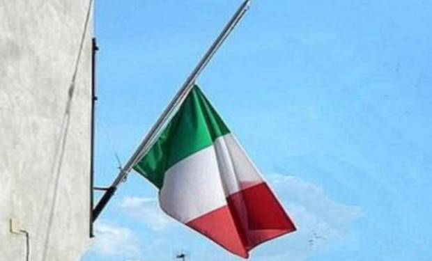 Funerali di Ratzinger: in Italia è lutto nazionale, in Vaticano no