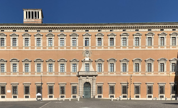 Riorganizzata la diocesi di Roma. Più poteri ai vescovi, ma anche al papa