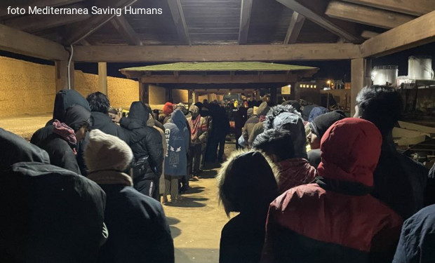 «Tremila persone nell’hotspot di Lampedusa: non è un’emergenza ma una scelta politica!» La denuncia di Mediterranea
