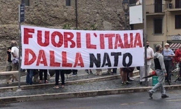 In Australia esercitazione militare Nato con la portaerei Cavour e gli F35. PeaceLink: «Il governo italiano esce dall'area della Nato».