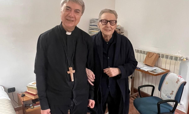 Il neocardinale di Napoli Battaglia in visita da padre Nogaro,