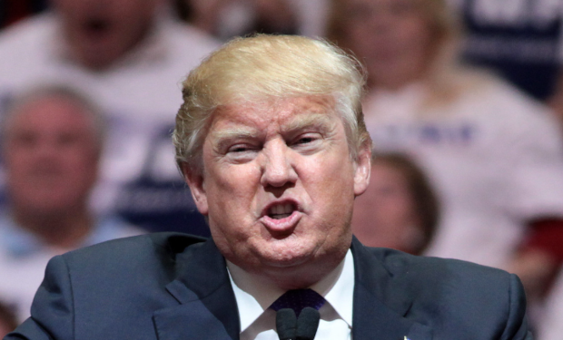 Trump rimette Cuba nella lista dei Paesi fiancheggiatori del terrorismo