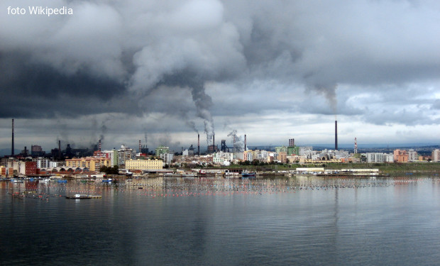 Ilva di Taranto: No al riarmo, sì alla bonifica e alla tutela dei lavoratori.