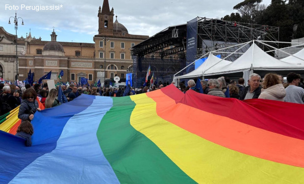 «Viva l’Europa unita. Evviva l’Europa della pace»: la PerugiAssisi e la piazza di Roma