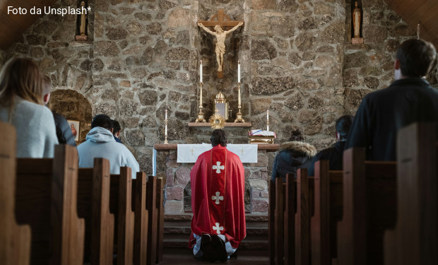 Messa tridentina. La guerra liturgica di alcuni cardinali. E gli altri? 