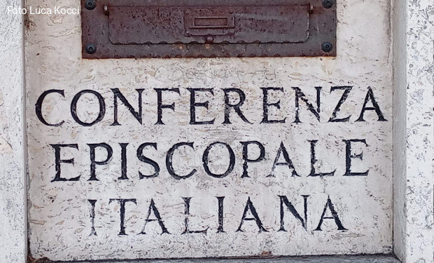 Cei: meno spese militari, no al riarmo, servizio civile obbligatorio, smilitarizzazione cappellani militari 