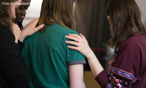 «Siamo incredule ma continuiamo a credere nella giustizia di genere». Donne per la Chiesa sul no del Vaticano al diaconato femminile