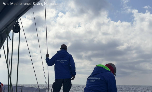 Partita da Lampedusa la 24ma missione di Mediterranea con la barca a vela 