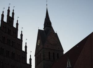 Chiesa in Francia e abusi: assoluzione per Aupetit, mezza condanna per Ricard