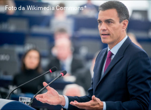 Spagna: vescovi divisi sull’attacco a Sánchez