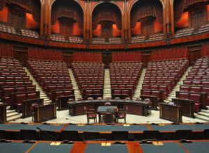 «La nuova legge elettorale altera l'assetto istituzionale del Paese». Crescono le adesioni di storiche e storici contro la proposta in discussione in Parlamento