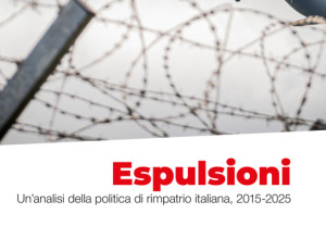 Costi umani ed economici: i grandi centri e le espulsioni non funzionano. Ma portano voti...